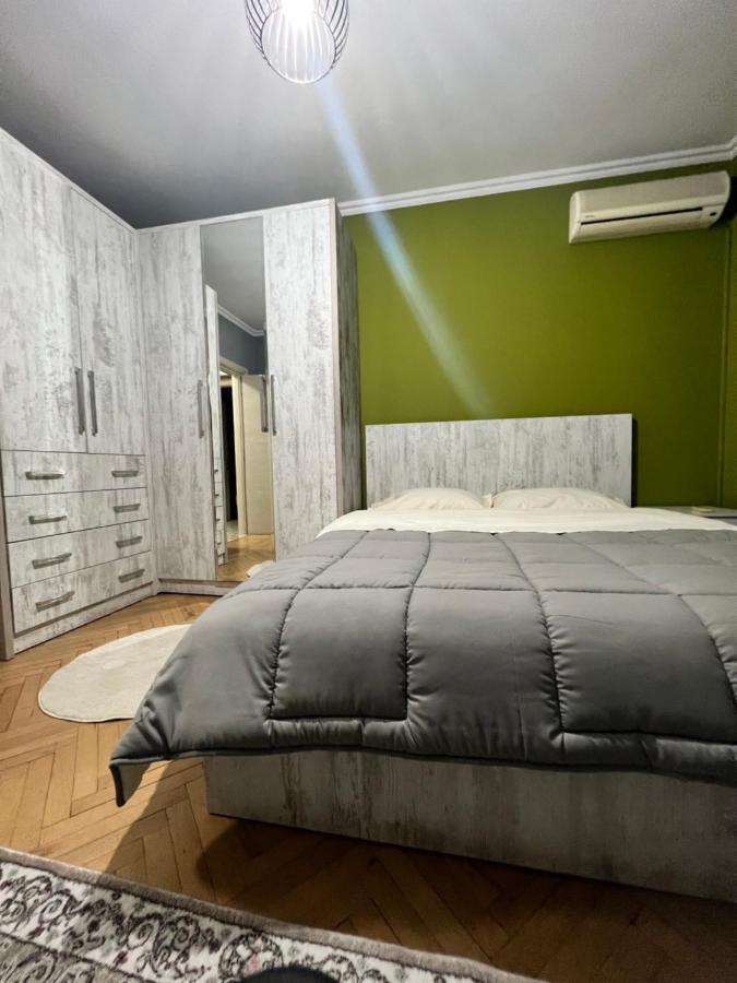 شقة Downtown Retreat "Spiranca" تيرانا المظهر الخارجي الصورة
