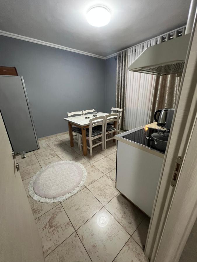 شقة Downtown Retreat "Spiranca" تيرانا المظهر الخارجي الصورة