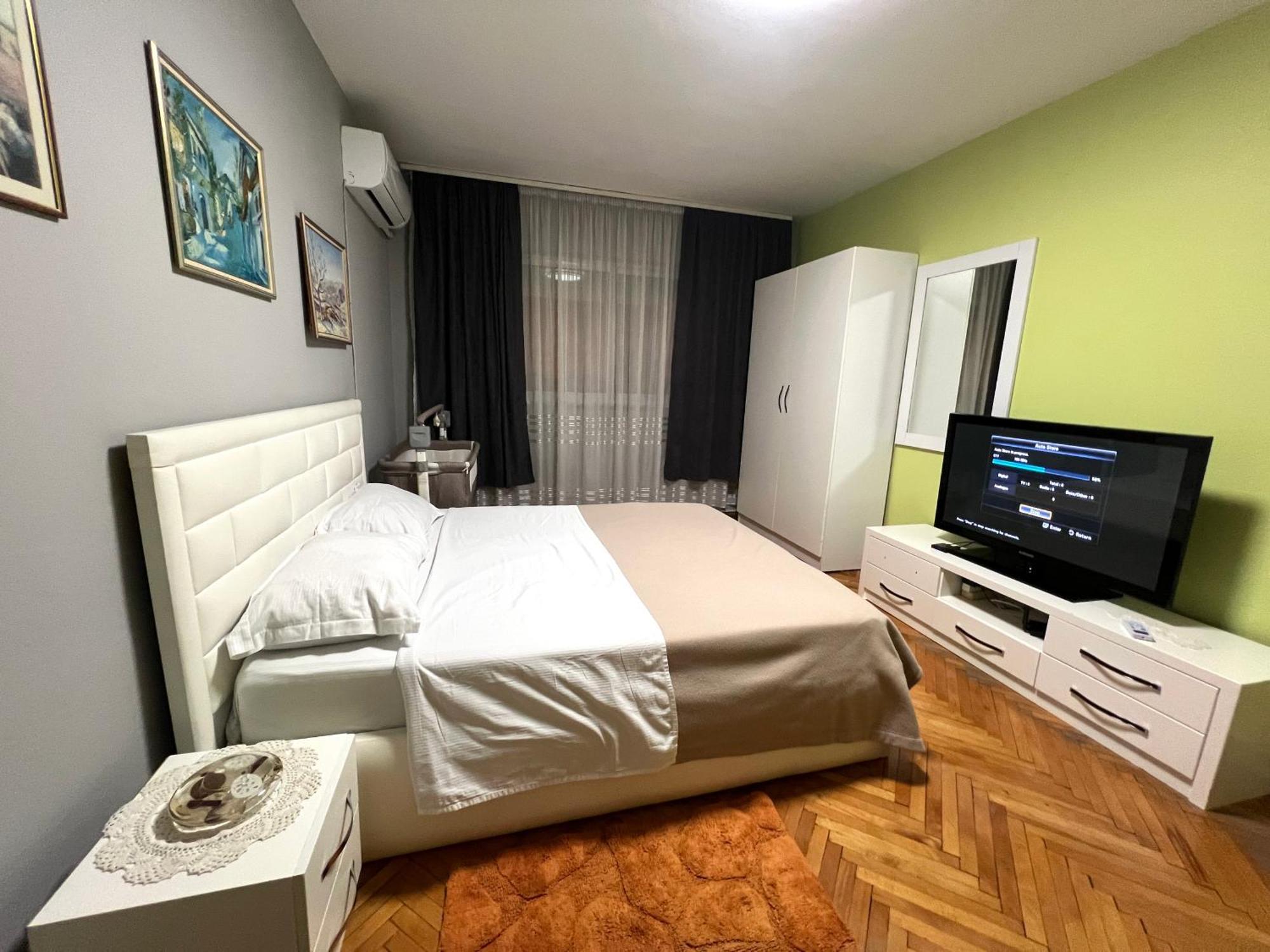 شقة Downtown Retreat "Spiranca" تيرانا المظهر الخارجي الصورة